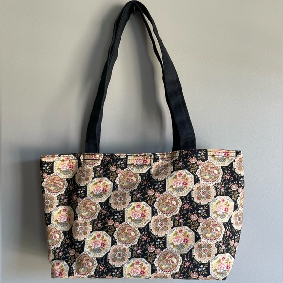 New Handmade Tote - Picture 1 of 4